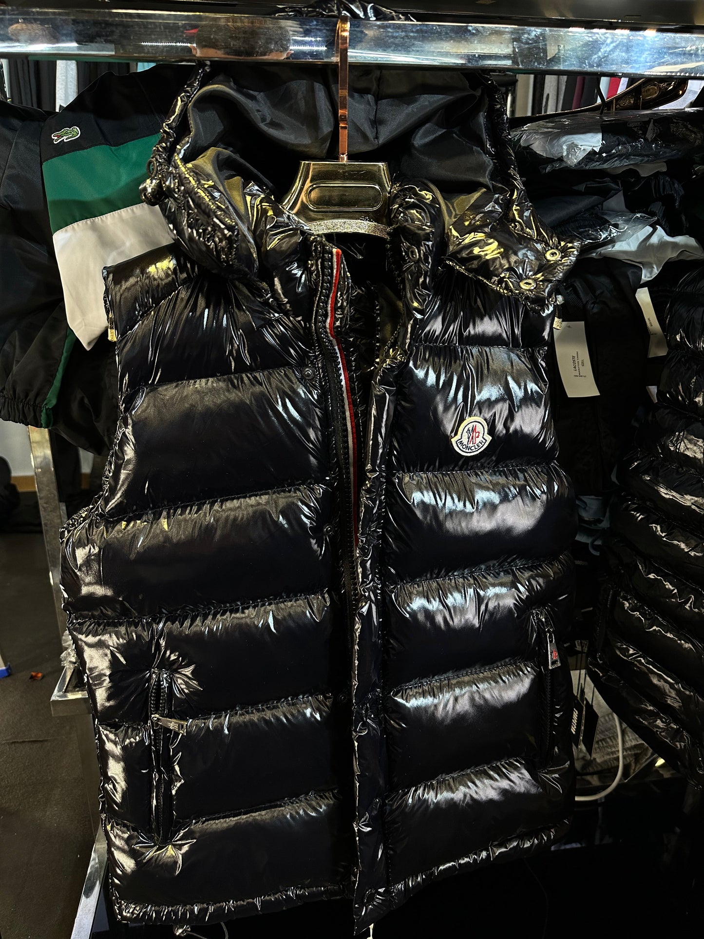 Moncler Αμάνικο Μπουφάν ΑΑΑ 2024