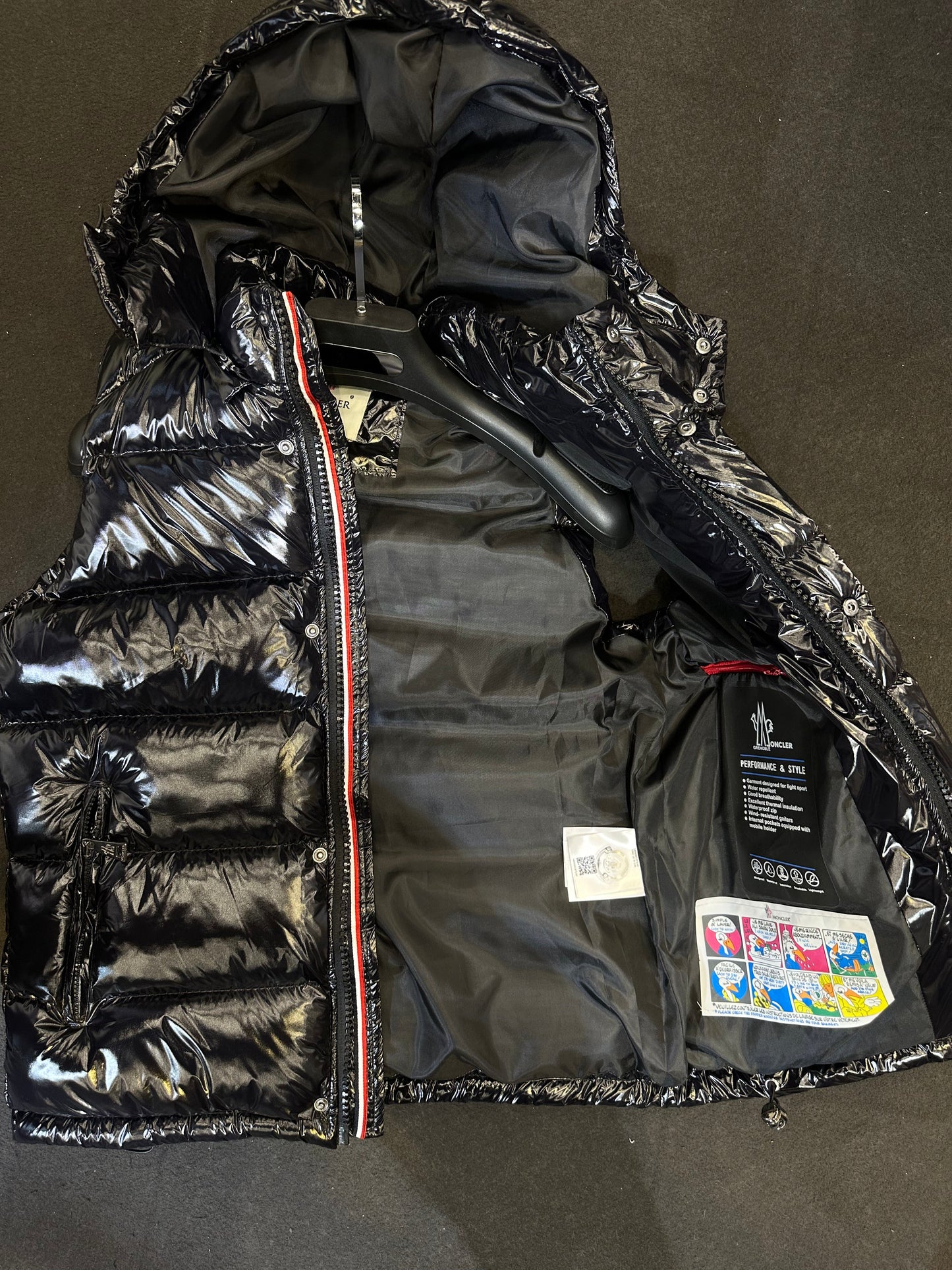 Moncler Αμάνικο Μπουφάν ΑΑΑ 2024