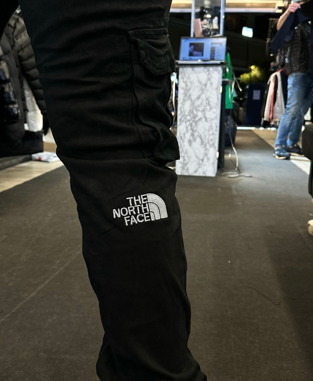 CARGO ΠΑΝΤΕΛΟΝΙ ΜΑΥΡΟ - THE NORTH FACE 2024